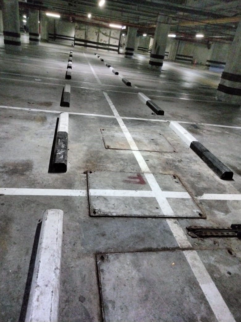 Parking lot Before 1